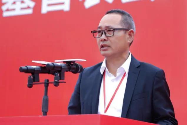 60岁女董事长法院一审判无罪，“农牧第一股”易主后已改头换面