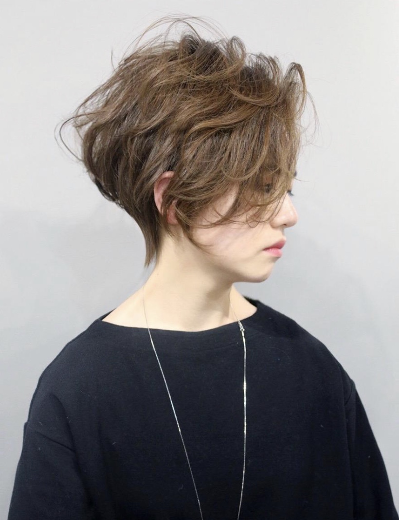 碎刘海的短发发型最新,不是一刀切的短发发型推荐