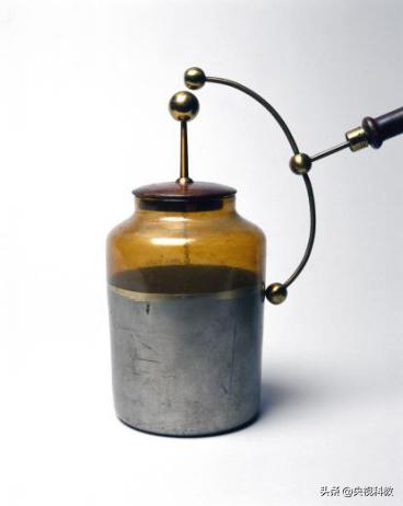 把电装进电池的过程有损失吗,把电池倒着装