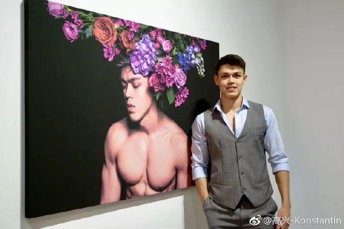 混血肌肉男模被“硬核阿姨”袭胸？她们做了我不敢做的事！