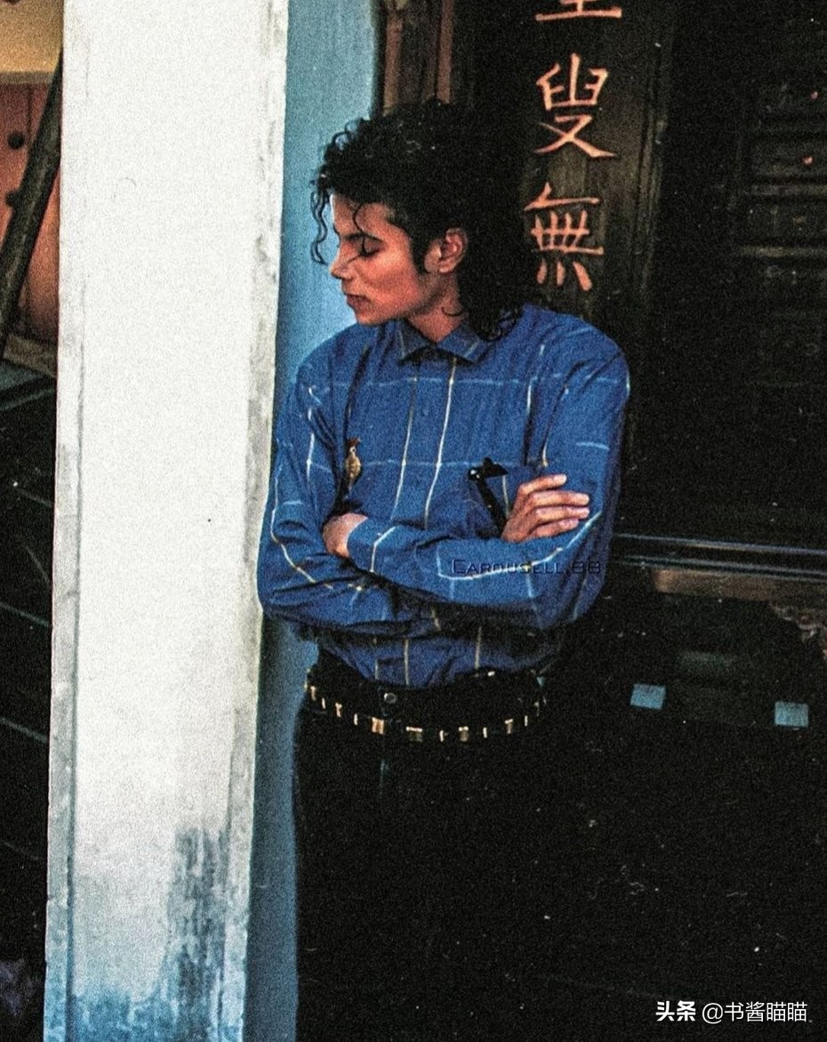 迈克尔杰克逊幼年到中年过程,30年前迈克尔杰克逊