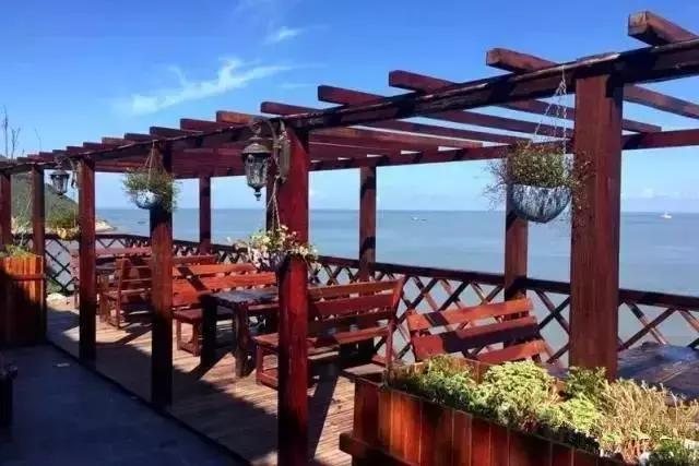 推开窗见大海的民宿榜单,推开窗能看到海的房子