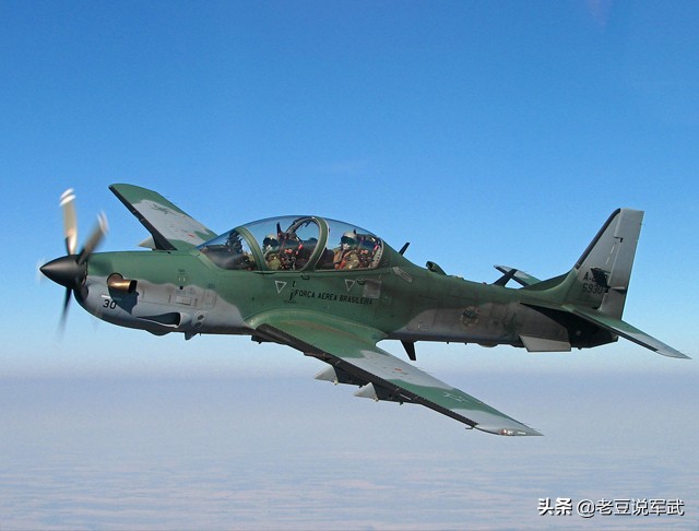 引进巴西螺旋桨攻击机雷达,a-29超级巨嘴鸟攻击机最高时速