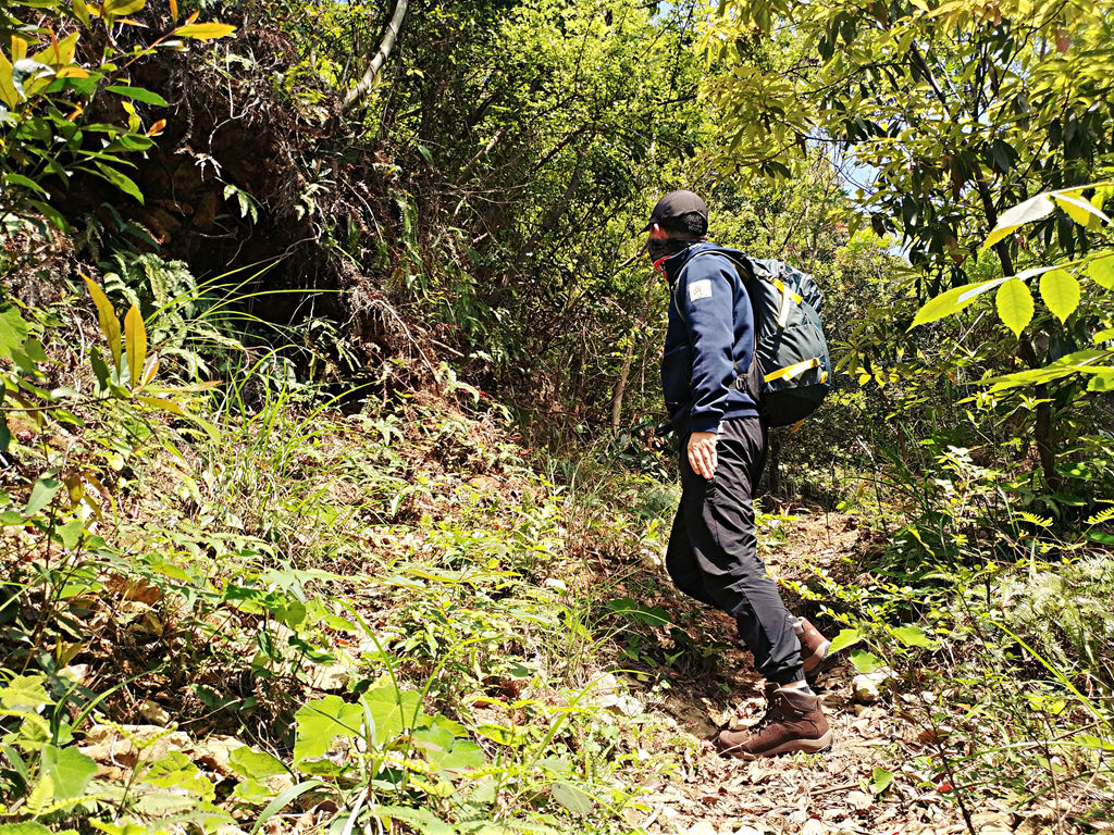 遨游仕l1登山鞋,bounce遨游仕t1b登山鞋户外测评