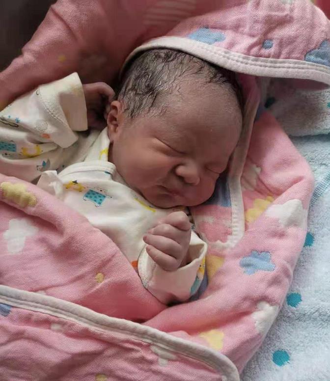 孕期胎动意义,孕期胎动频繁能说明胎儿发育好吗