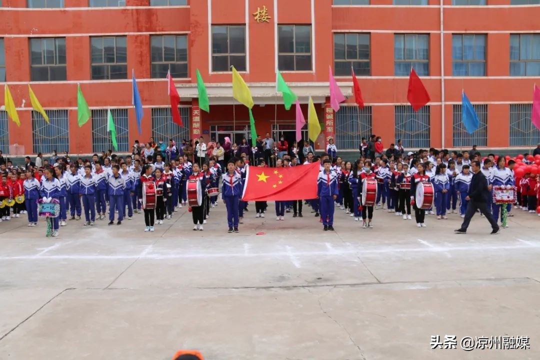 幼儿园喜迎国庆浓情中秋,五彩缤纷迎国庆幼儿园