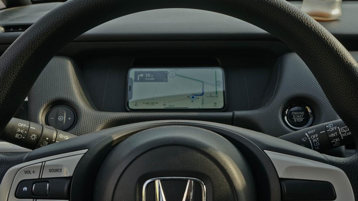 新版飞度空间,说一下04款飞度的空间