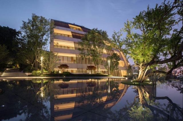 重庆的富人都在哪里买别墅,重庆的富人一般住在什么地方