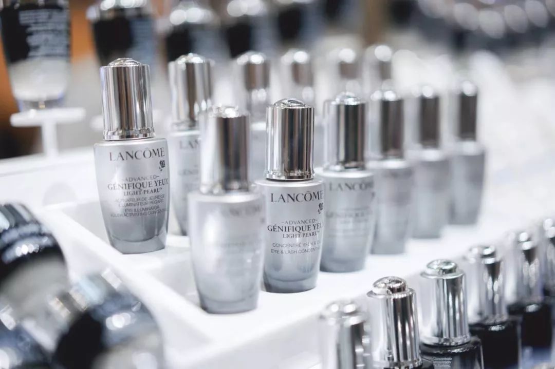 兰蔻法式轻妆,氧气初恋妆高光