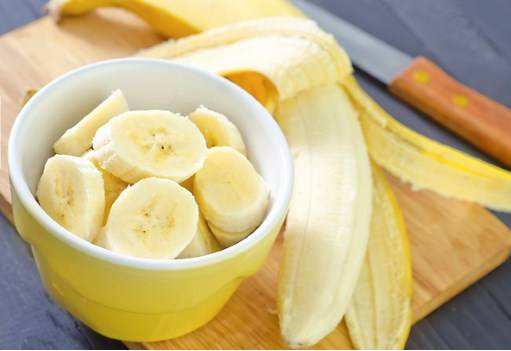晚上12点吃香蕉有什么好处和坏处,老年人吃香蕉有坏处吗