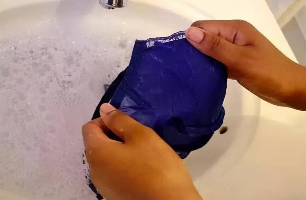 内裤有多脏多久换,内裤到底有多脏应该多久换一次