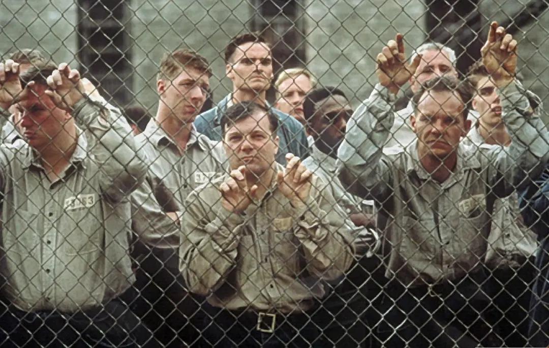 逃出生天游戏致敬肖申克的救赎,肖申克的私人监狱