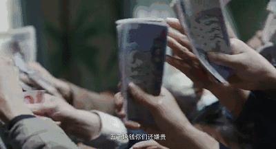 哭晕在影院！没明星没流量的“三无电影”，凭什么封神？