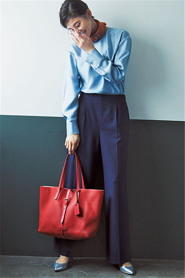 你缺的不是一件衣服而是气质,你缺的不是衣服而是一件品牌