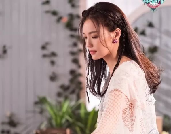 清爽元气少女编发,一招教你变成美少女