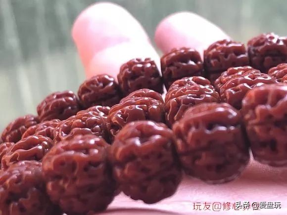 盘玩包浆后变黑的文玩,包浆手串盘玩11毫米