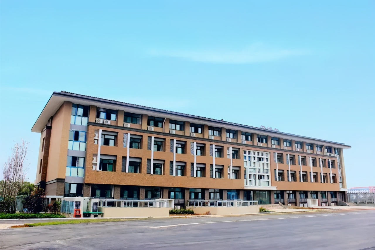 2021年郑州小升初择校必看的15所热门民办初中食宿情况集合