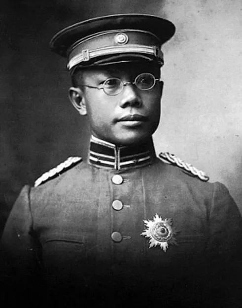 他靠一场“瘟疫”登上皇位，成就千古一帝，并险些改变清朝国运？