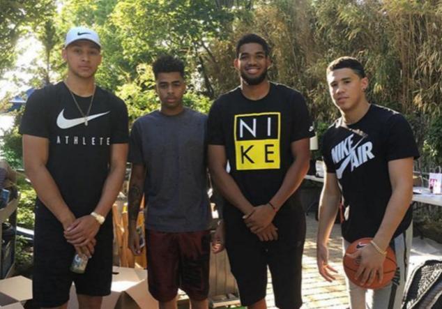 詹娜说布克生儿子,布克提到詹娜