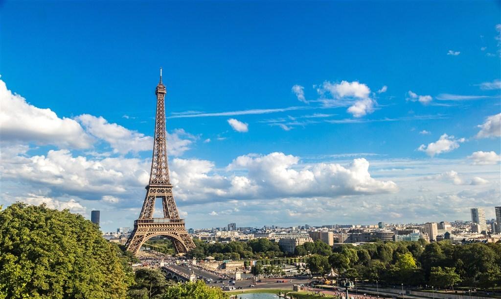 法国巴黎天气预报,法国巴黎时装秀视频