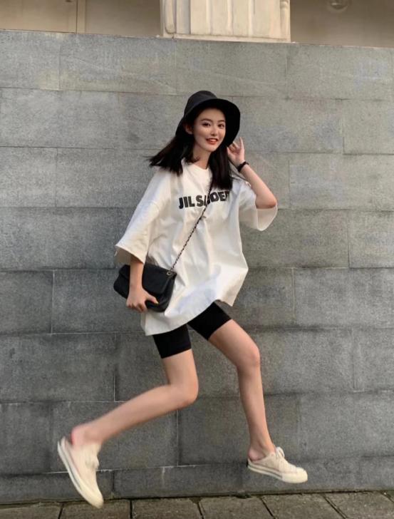 如何知道自己的脸型适合什么帽子,根据脸型挑选帽子这样才不显脸大