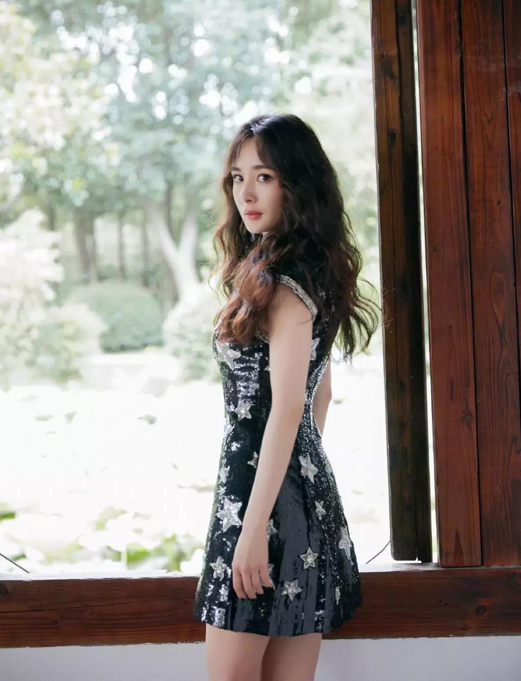 狐狸系穿搭,狐狸系女生适合的穿衣风格