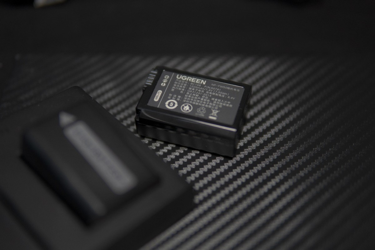 聊聊近两个月里我给新买的索尼6400搭配的那些配件