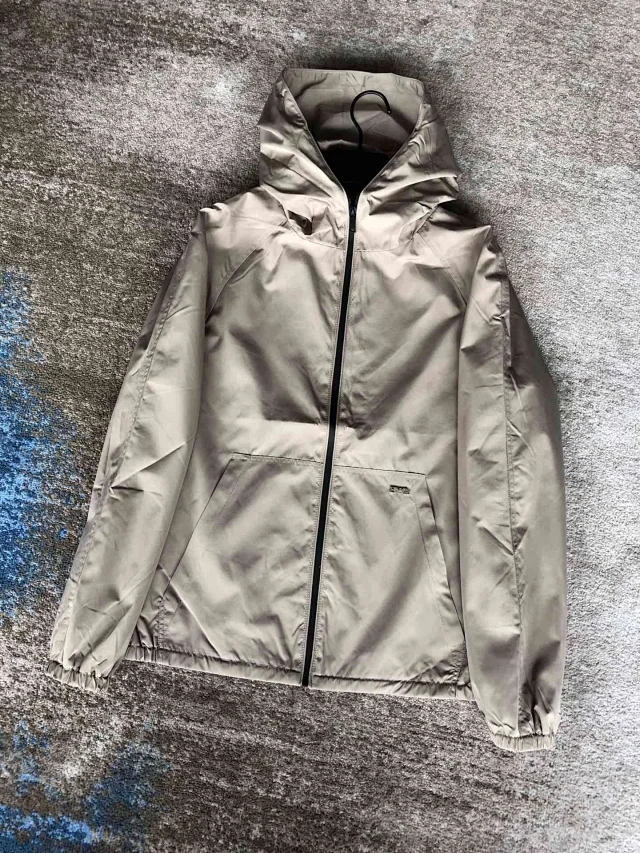 阿玛尼最新款男士夹克,阿玛尼新款夹克