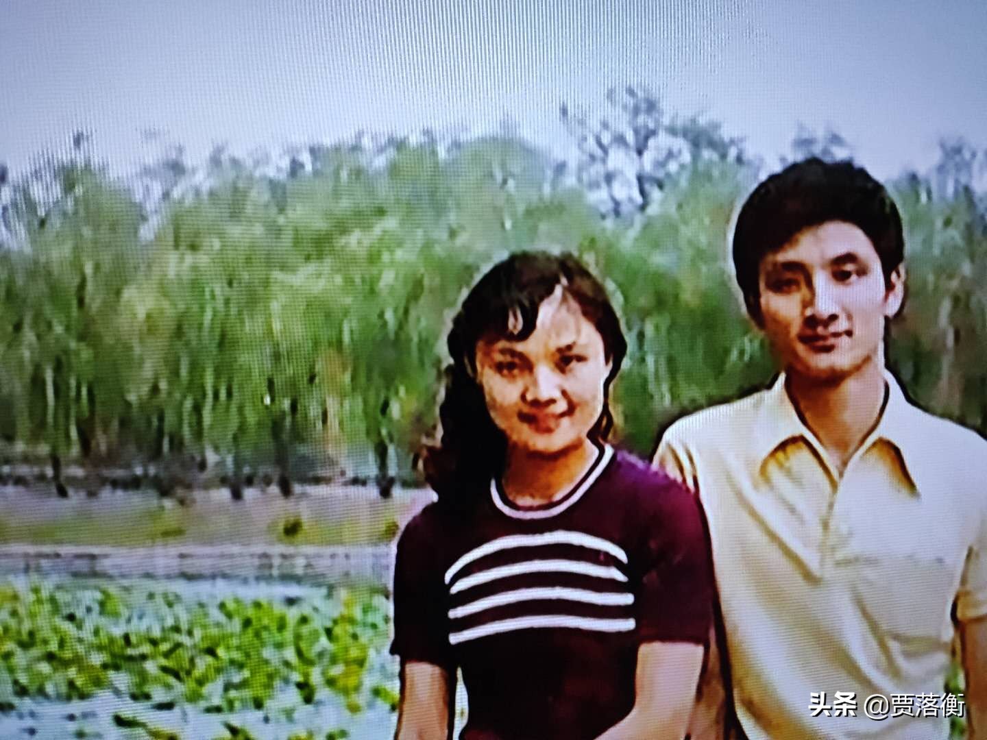 娶初恋女友，因拍戏谢顶，演半辈子反派，61岁的杜玉明怎么样了？