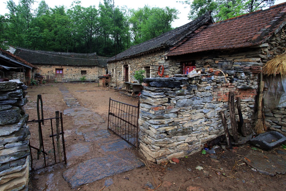 河南人口第一大县市,户籍人口185万,节奏缓慢景美人善