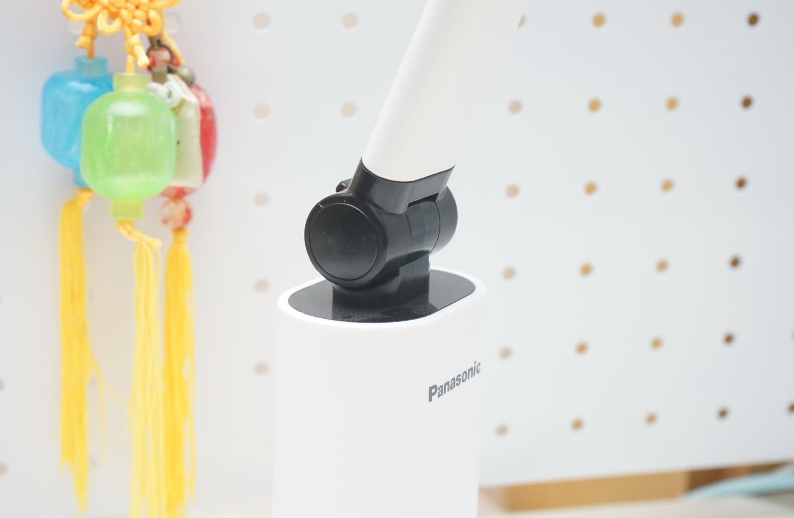 护眼台灯怎么选比较专业,护眼圆形台灯怎么选好用