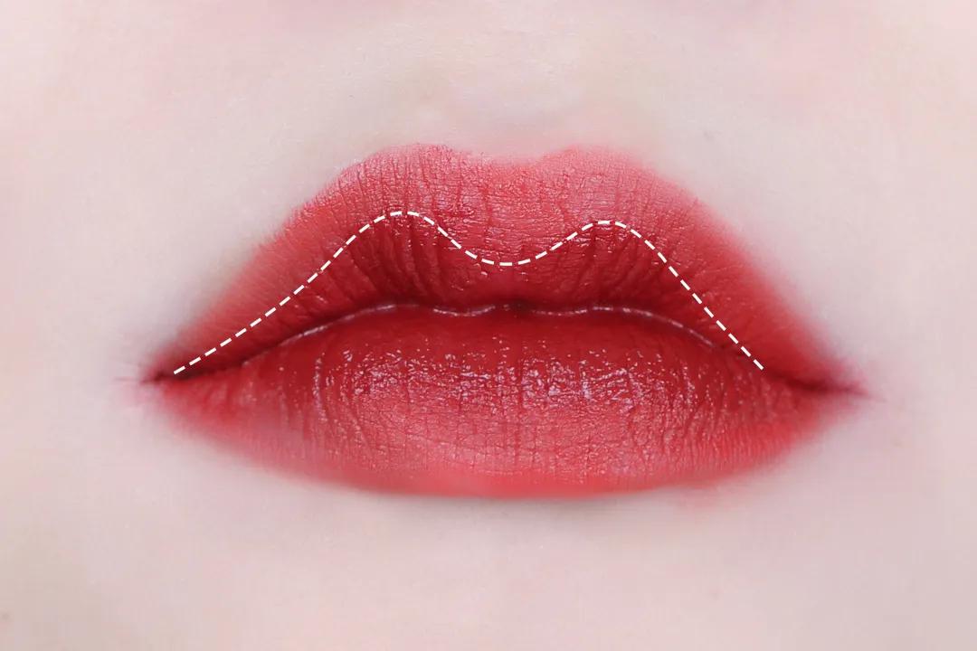 新手唇釉唇妆简单教程,各种唇型唇妆教程干净高级