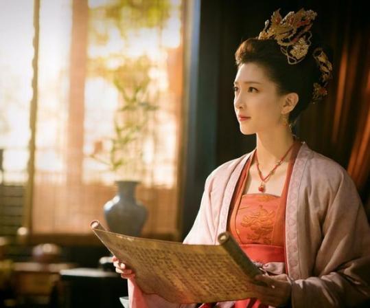 江疏影真是浪费了曹皇后这个角色,清平乐为什么是江疏影出演曹皇后