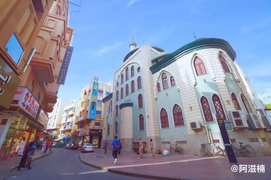 沙漠里的奇迹城,沙漠中的奇迹之城