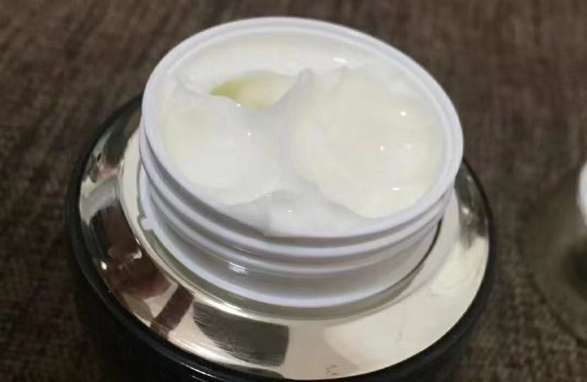 百雀羚水嫩倍现面霜适合什么皮肤,百雀羚臻颜面霜50岁能用吗