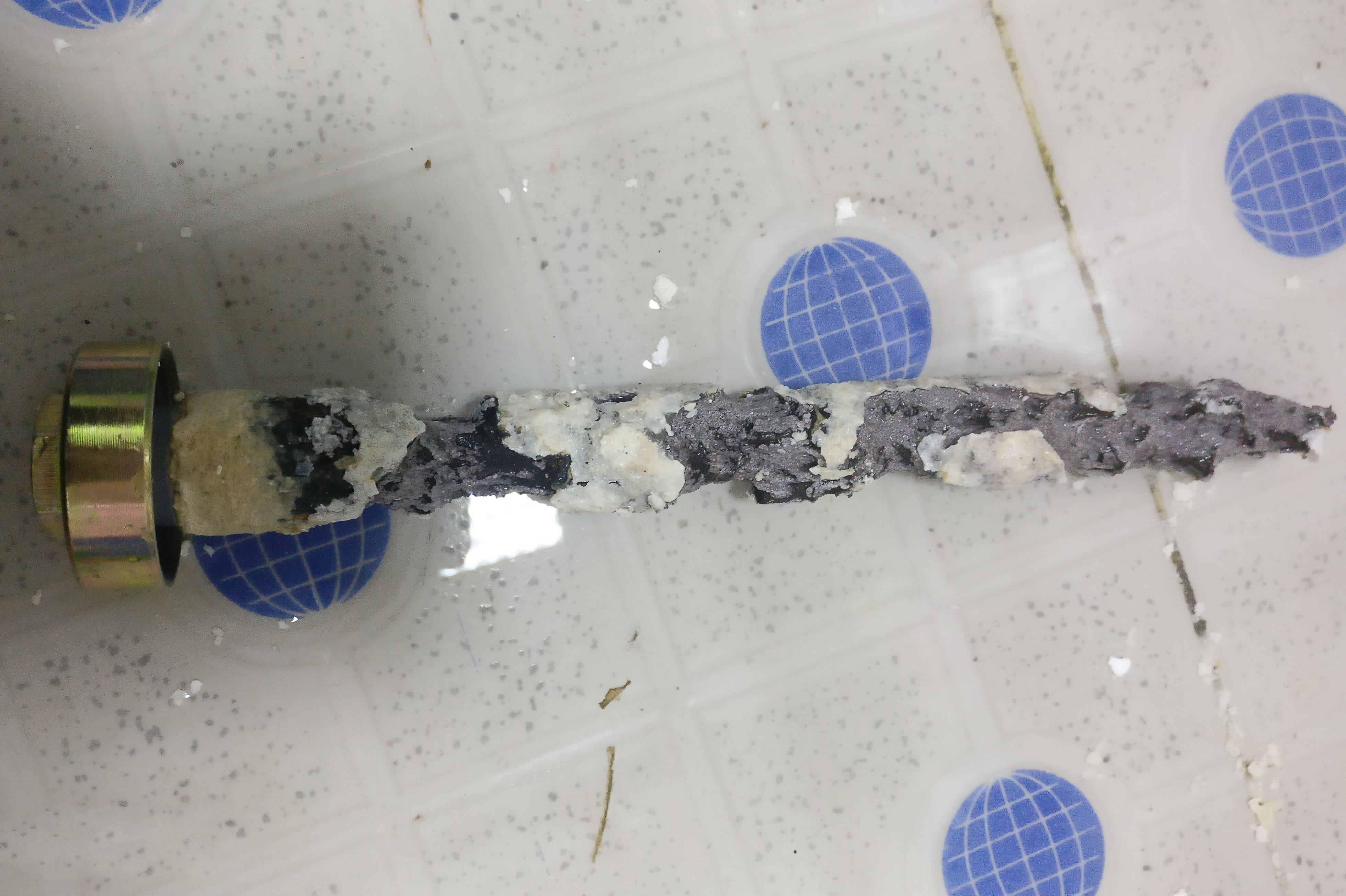 电热水器和燃气热水器选什么好,电热水器好还是燃气热水器更好