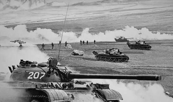 今天不说李团长的意大利炮,讲讲世界最小战术核*器武**大卫·克罗炮