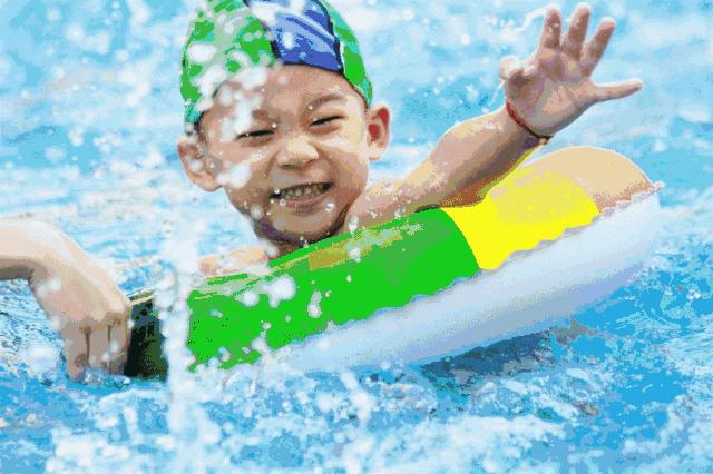 越热越要“浪”，这个夏日楼观水世界放肆嗨