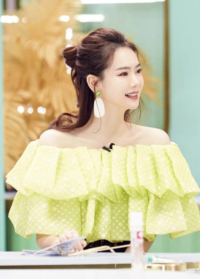 百雀羚和兰蔻护肤品哪个好,兰蔻百雀羚护肤品