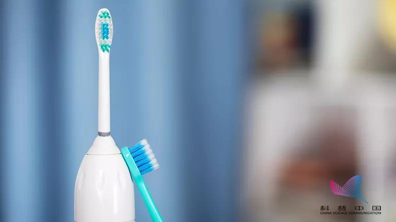 电动牙刷和普通牙刷有啥区别,普通牙刷和电动牙刷有什么区别