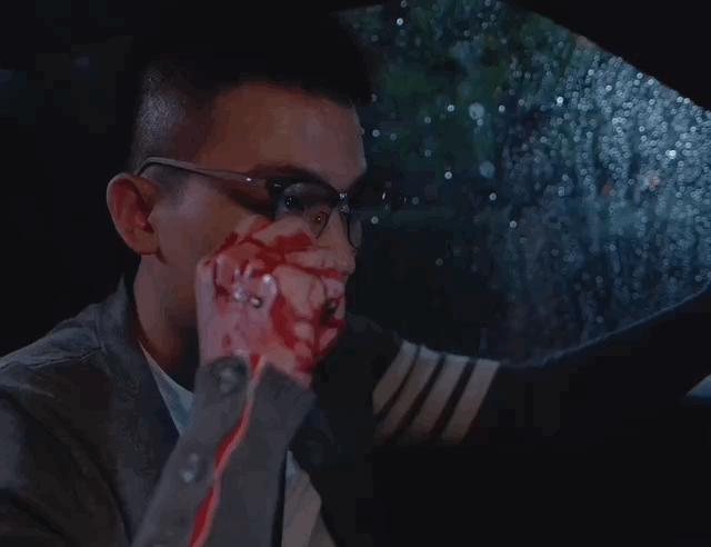 这部剧脑洞太大！有人背后说坏话？上去就是一巴掌