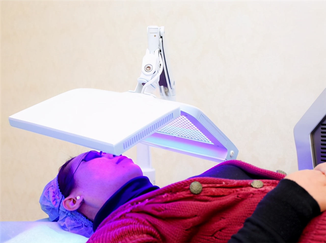 祛痘后长斑了怎么办,彻底祛痘痘最有效的方法