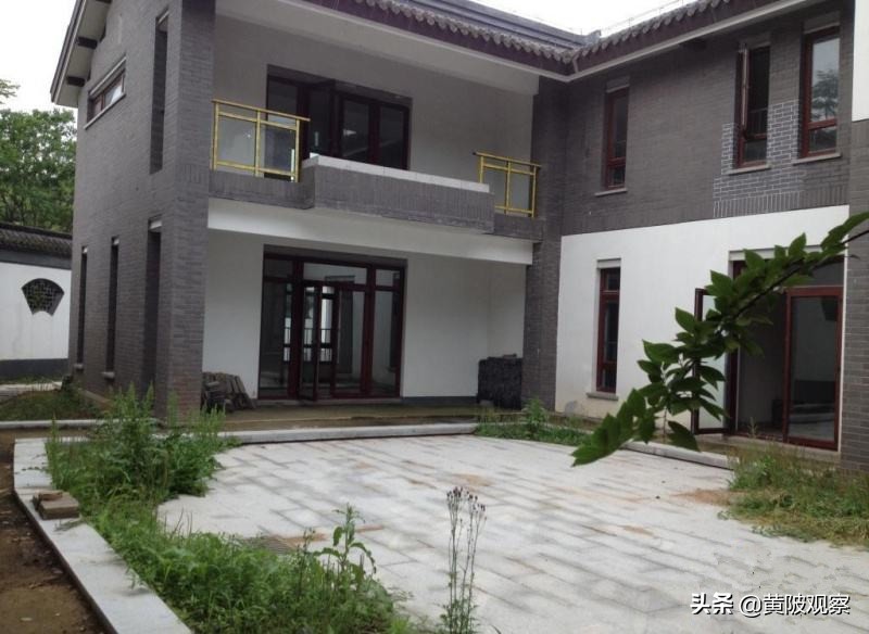 因为买不起房子感觉极度自卑,黄陂盘龙城最新别墅
