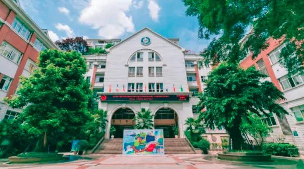 金苹果教育集团有40余所学校？金苹果系大盘点