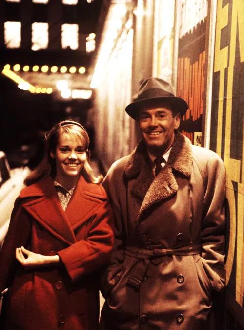 嫁过著名导演、政治家、大亨，简·方达这八十年是怎么过的？