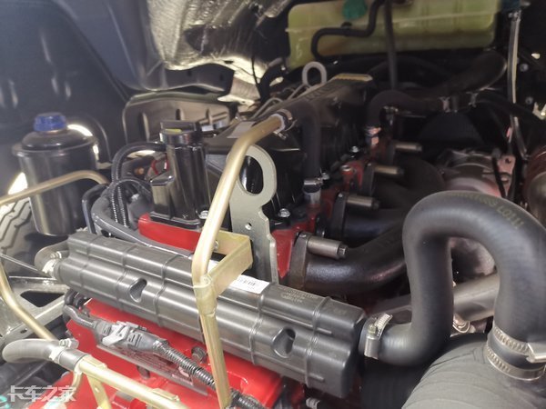 福田瑞沃es5渣土自卸车,合法装载2吨的轻卡