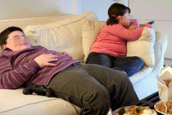 孩子饭量特别大怎么办,小孩饭量过大怎么办