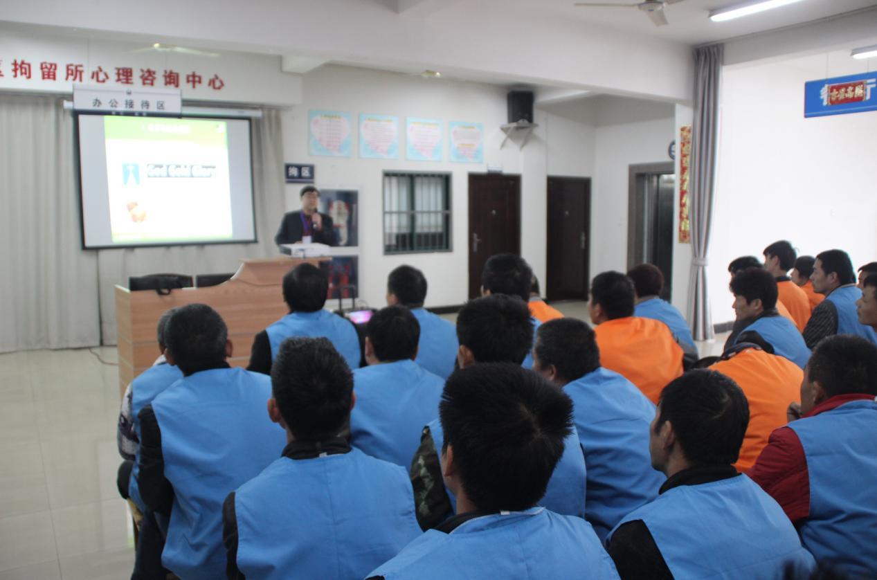 无证驾驶拘留五天怎么处理,无证驾驶被拘留15天要交生活费吗