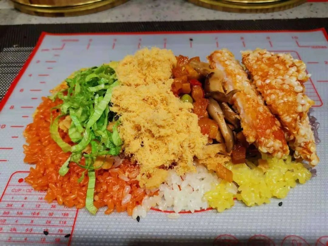 上海翰林广场美食,翰林广场迷鹿风情街