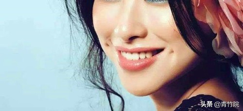 梨涡浅笑自然美才是真的美,梨涡浅笑和梨涡浅笑